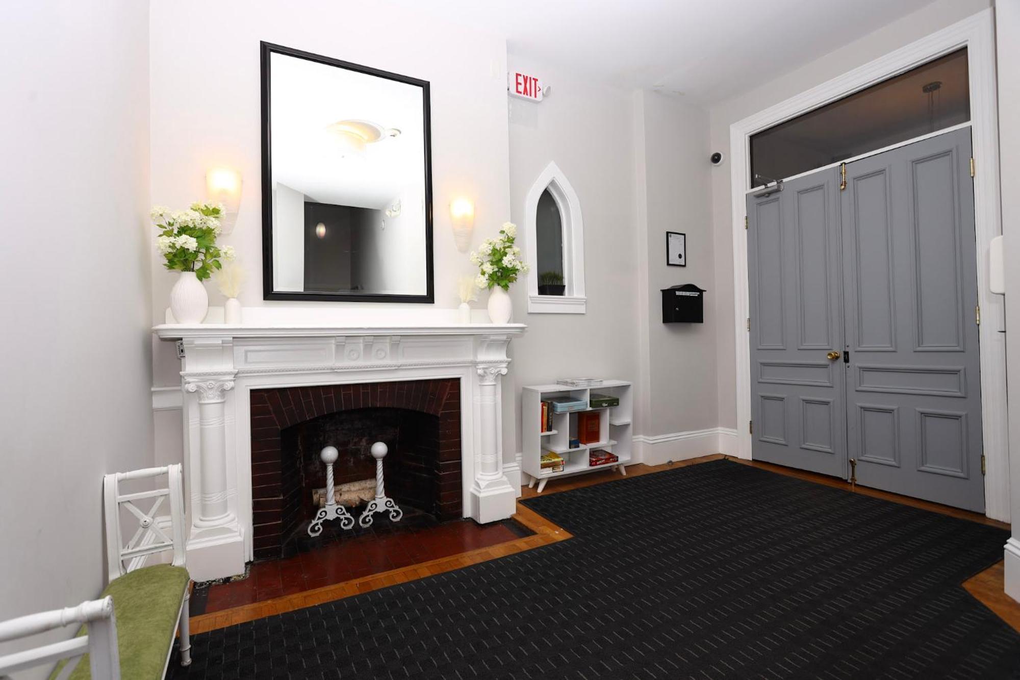 Cozy & Stylish Newbury Street Studio, #9 Boston Exterior photo